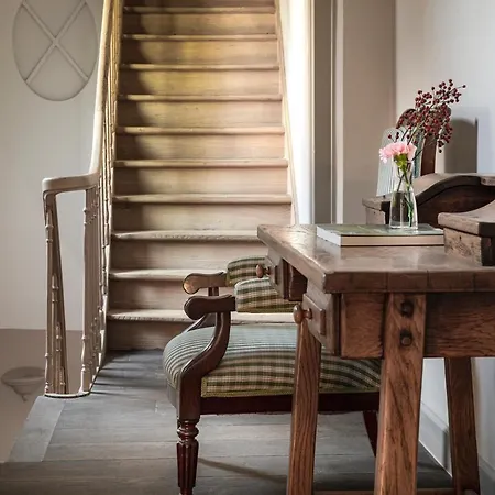 Splinternieuwe In Oud Bankgebouw Vakantiehuis Brugge